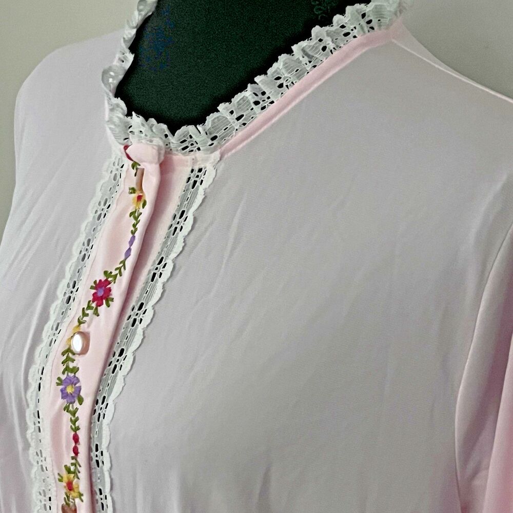 Vintage Pink Lawn Button-Up Lace Trim Farmhouse Cottagecore Nightgown/Robe Size